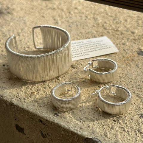 Minimalistischer 925 Sterlingsilber Ring Breite Band Offen Handgefertigt Drahtgewickelt Rippentextur Einstellbarer Mode Schmuck