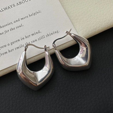 Pendientes de Aro Geométricos con Forma de Escudo Irregular en Plata de Ley S925 para Mujer Pendientes de Plata Pulida Minimalistas Joyas de Moda Regalo