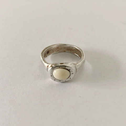 Anillo de Plata de Ley S925 Vintage para Mujer Diseño Coreano Ovalado Caramelo de Leche Perla Artificial Anillo Retro Joyería Geométrica