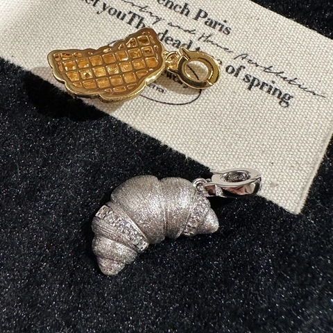 S925 Sterling Silver Croissant Bread Pendant Necklace For Women Vintage Brushed Gold Silver Plated Rhinestone Food Shaped Jewelry Accessory