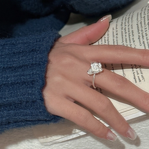 Anillo Abierto de Plata de Ley S925 con Flor de Orquídea para Mujer Anillo Vintage con Acabado Mate Joyería Floral Ajustable