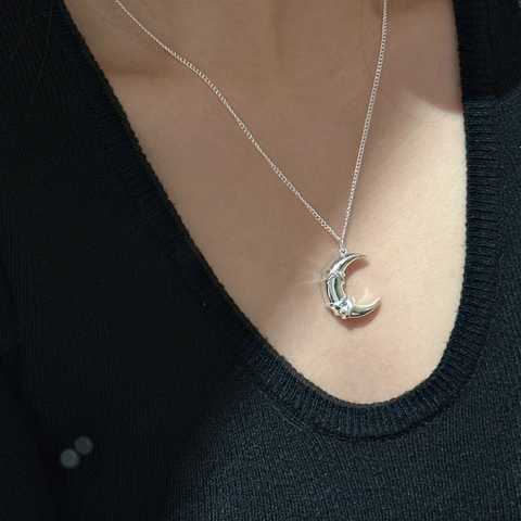 Collana con Ciondolo a Luna in Argento Sterling 925 per Donna Design Retrò Annodato Catena a Mezzaluna Gioielli Geometrici Minimalisti