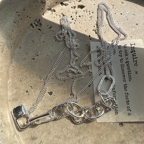 Collar Minimalista de Plata de Ley S925 para Mujer Cadena Irregular con Textura Vintage y Cierre de Palanca Joyería de Cadena de Clavícula