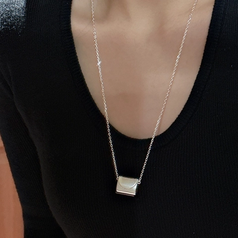 925 Sterlingsilber Mini-Taschen-Anhänger Halskette Vintage Minimalistisch Matte Clavicle-Kette Schmuck Für Damen Alltag