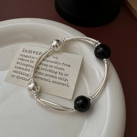 925 Sterlingsilber Schwarzer Achat Armband Für Damen Doppelschichtiges Gebogenes Rohr Minimalistischer Perlen Handgelenk Schmuck