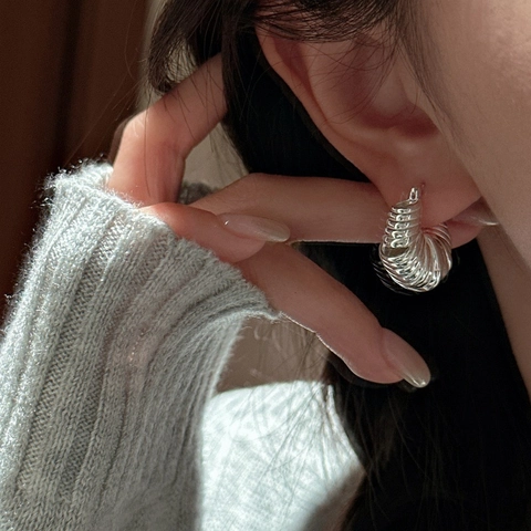 S925 Plata de Ley Pendientes de Aro Croissant para Mujer Minimalista Vintage Textura de Espiral Joyería Regalo