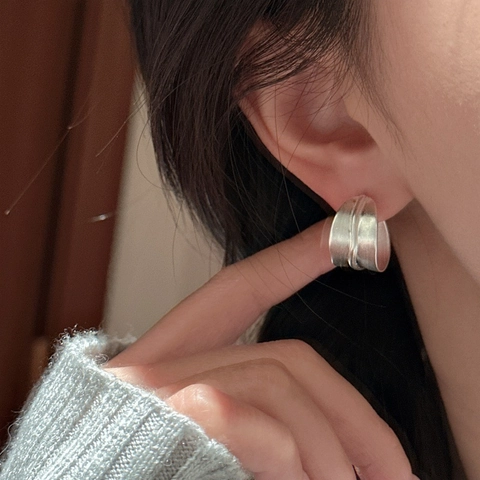 925 Sterling Silver C-Shape Hoop Earrings Minimalist Matte Brushed Geometric Earrings For Women Retro Fashion Jewelry Gift