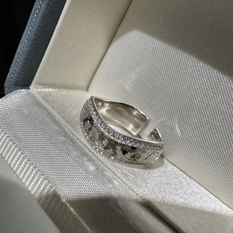 925 Sterling Silver Wavy Open Ring Elegant Ice-Crackle Texture Double Row Rhinestone Adjustable Wide Finger Ring For Women Jewelry Gift