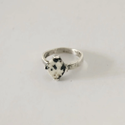 925 Sterling Silver Dalmatian Jasper Ring For Women Retro Hammered Texture Natural Stone Round Jasper Niche Design Finger Ring
