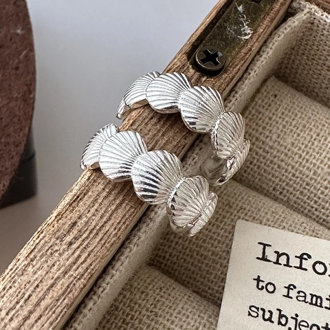 Pendientes de Botón de Plata de Ley 925 Diseño de Concha Vintage Estilo Coreano Pendientes de Aro en C para Mujer Joyería