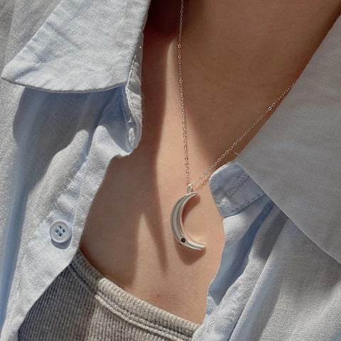 Collana con Pendente a Mezzaluna in Argento Sterling 925 Opaco Vintage con Strass Catena Sottile Stile Coreano Minimalista Donna