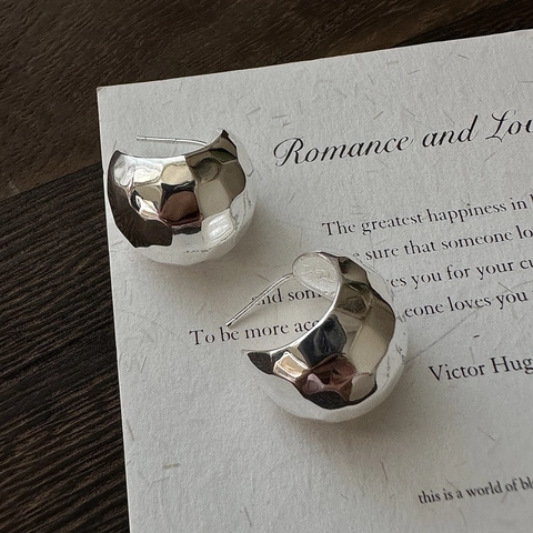 Orecchini a Bottone in Argento Sterling 925 a Rombo Martellato Irregolare per Donna Design di Nicchia Coreano Gioielli