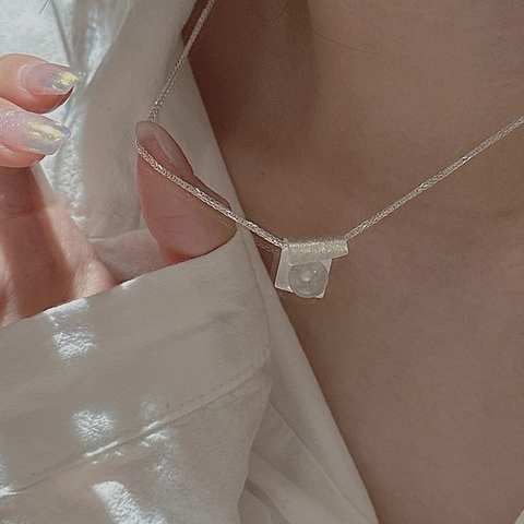 Collar de Pendiente Cuadrado Geométrico Cepillado de Plata de Ley S925 de Diseño Coreano para Mujer Joyería de Cadena de Clavícula de Bola de Cristal Transparente