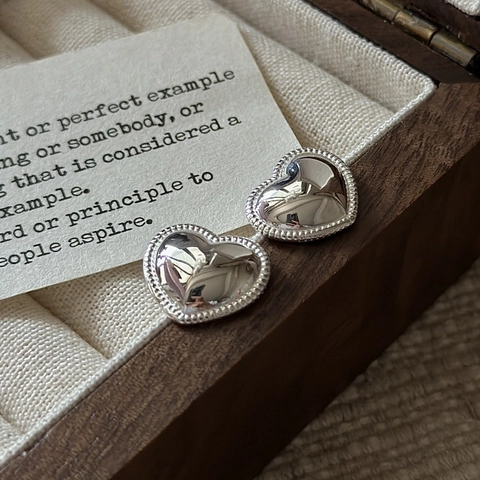 Orecchini a Lobo a Cuore Vintage in Argento Sterling S925 per Donna Retro Design con Bordo a Palline Lucidato a Specchio