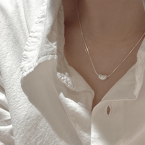 Collana con Pendente a Fagiolo in Argento Sterling S925 per Donna Minimalista Stile Coreano Finitura Spazzolata Opaca Gioielli