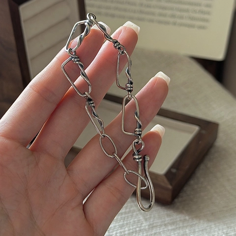 Vintage 925 Sterling Silver Knot Bracelet For Women Minimalist Distressed Industrial Style Geometric Chain Bracelet Jewelry