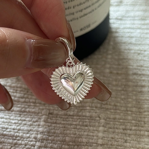 Vintage S925 Sterling Silver Heart Pendant Necklace Sunburst Texture Niche Design Charm Jewelry For Women Anniversary Gift