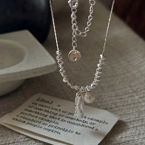 Collar de Plata de Ley 925 con Perla Artificial para Mujer Colgante Minimalista de Textura Irregular Cadena Ajustable Joyería