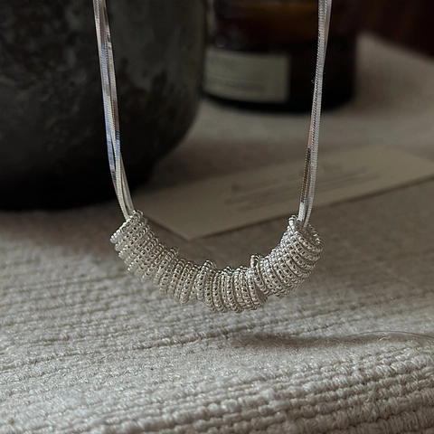 Vintage 925 Sterling Silber Kreis Anhänger Halskette Für Damen Minimalistisch Schlangenkette Gedrehter Ring Schlüsselbein Kette Schmuck Geschenk