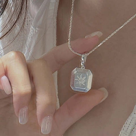 Collar con Colgante de Estrella del Norte de Plata de Ley S925 para Mujer Joyas de Estrás de Estrella de Ocho Puntas Minimalista