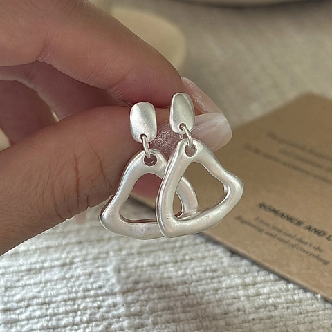 925 Argent Sterling Mat Triangle Créoles pour Femmes Minimaliste Irrégulier Géométrique Rétro Bijoux Accessoire Cadeau