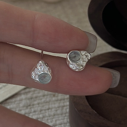 Orecchini a Bottone Strutturati in Argento Sterling S925 Minimalisti Irregolari Martellati con Acquamarina Intarsiata Donna