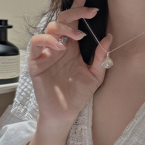 Collar con Colgante de Capullo de Tulipán de Plata de Ley 925 Vintage Para Mujer Gargantilla de Flor de Perla Artificial Minimalista Elegante