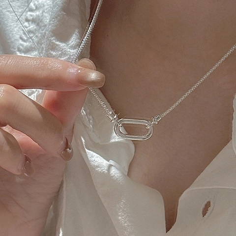 925 Sterling Silver Minimalist Geometric Oval Buckle Necklace For Women Vintage Korean Style Shiny Electroplated Clasp Jewelry