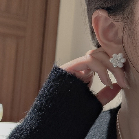 925 Sterling Silver Brushed Flower Stud Earrings Rhinestone Inlaid Retro Korean Style Minimalist Floral Jewelry Gift For Women