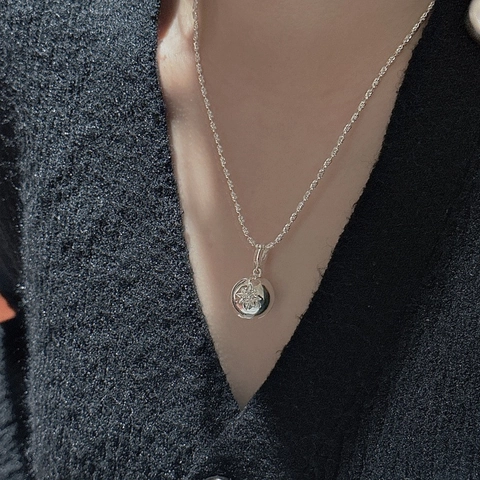 Colgante de Bola Redonda de Plata de Ley 925 Patrón de Estrella de Hexagrama Galvanizado Geométrico Diseño de Nicho Joyería para Mujer