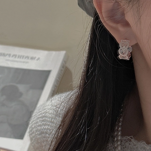 925 Sterling Silver Lace Texture Hollow Hoop Earrings For Women Retro Niche Design Scalloped C-Shaped Earrings Fashion Jewelry