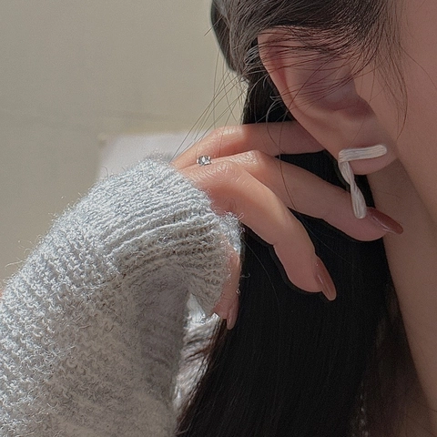 Orecchini a Bottone in Argento Sterling 925 a Onda Irregolare Minimalista Texture Opaca Stile Coreano Gioielli Donna