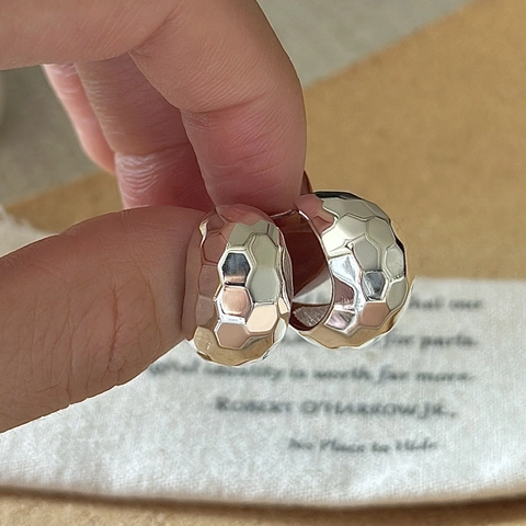 925 Sterling Silver Hammered Hoop Earrings For Women Minimalist Vintage Geometric C-Shaped Textured Earrings Jewelry Gift