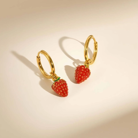 Roestvrij Stalen Schattige Aardbei Hanger Oorbellen Voor Vrouwen Verguld Emaille Fruit Stijl Mode Sieraden Cadeau