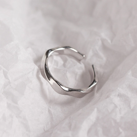 Anello Aperto Minimalista in Argento Sterling S925 da Donna Anello a Fascia Mobius Regolabile Gioielli Lucidi di Moda