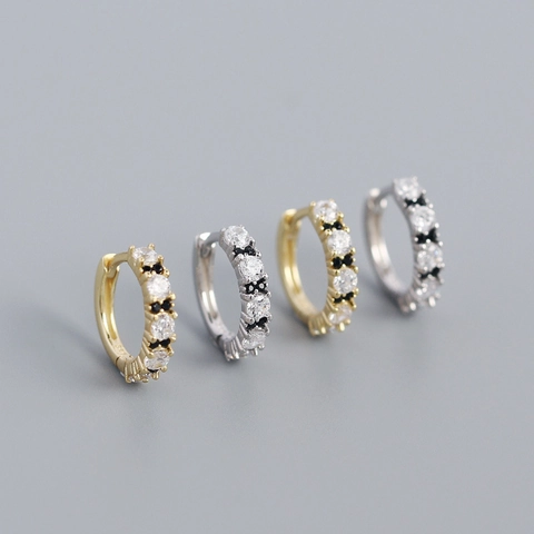 925 Sterling Ασημένια Γεωμετρικά Σκουλαρίκια Huggie για Γυναίκες Μινιμαλιστικά Μαύρα Λευκά Στρας Ένθετα Κοσμήματα Επιχρυσωμένα Ασημένια