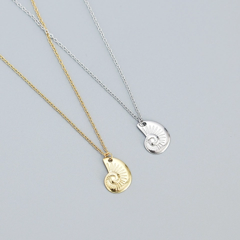 Collar con Colgante de Concha de Caracola de Plata de Ley 925 para Mujer Estilo Náutico Océano Nautilo Amuleto en Relieve Cadena Clavícula
