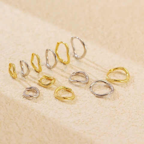 Pendientes Huggie de Onda Irregular de Plata de Ley 925 Pendientes de Aro Pequeños Geométricos Chapados en Oro Joyería Para Mujer
