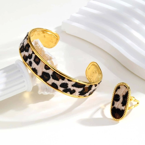 Mode Roestvrij Staal Luipaardprint Brede Armband En Open Ring Set Vergulde Luipaard Patroon Sieraden Voor Dames