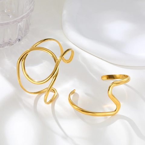 Bracciale Aperto a Linee Geometriche Irregolari in Acciaio Inossidabile di Moda Bracciale Rigido Minimalista a Doppio Strato Donna