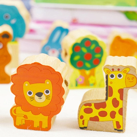 Gioco Educativo con Perline di Legno da Infilare per Bambini Matematica Animali Trasporti Scatola Metallo Montessori