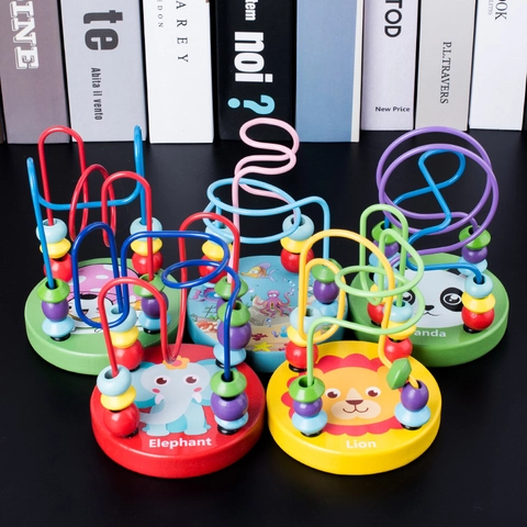 Mini Labirinto di Perle in Legno con Animali dei Cartoni Animati per Bambini Gioco Educativo in Filo Colorato per Abilità Motorie