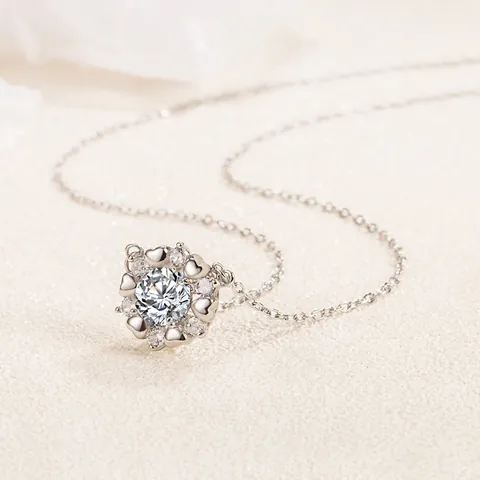 925 Sterling Silver Heart Flower Moissanite Zirconia Pendant Necklace For Women Elegant Shiny Heart Of Protection Jewelry