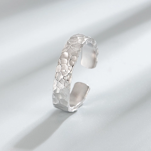 925 Sterlingsilber Gehämmerter Offener Ring Für Damen Minimalistischer Verstellbarer Fingerring Eleganter Handgefertigter Schmuck