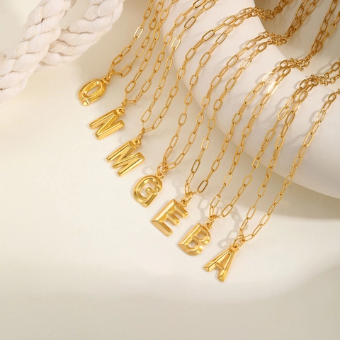 Collier avec Pendentif Lettre Initiale 3D en Acier Inoxydable Plaqué Or 18K Chaîne Trombone Bijoux de Mode Cadeau pour Femme