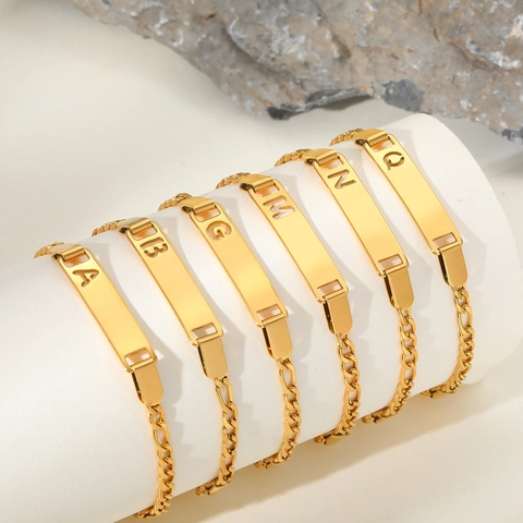 Personalised Stainless Steel Hollow Letter ID Bracelet For Kids Baby Gold Plated Figaro Chain Alphabet Nameplate Jewelry Gift