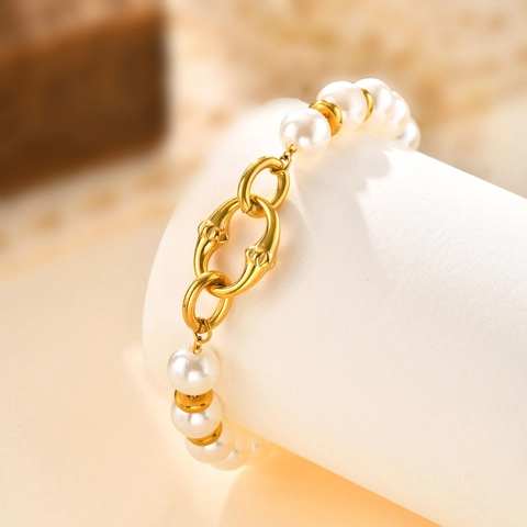 Französisches Vintage Titanstahl Armband Für Damen Vergoldete Ovale Glieder Künstliche Perlen Eleganter Retro Schmuck