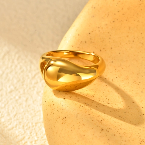 Anello Minimalista in Acciaio Inossidabile Placcato Oro 18K a Goccia d'Acqua per Donna Lucidato a Specchio Forma Organica Fluida Gioielli