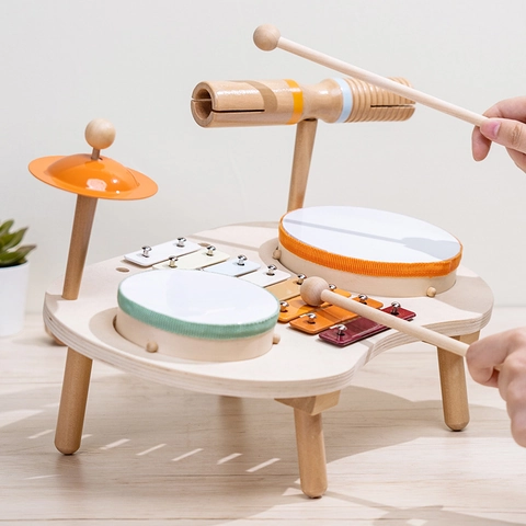 Tavolo Musicale Multifunzionale per Bambini in Legno Con Xilofono Tamburi Piatti per l'Educazione Musicale Precoce