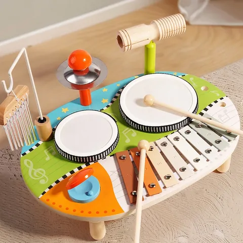 Table Musicale en Bois 6-En-1 Jouet pour Enfants Ensemble d'Instruments de Percussion Avec Tambours Xylophone Carillons Éveil Musical